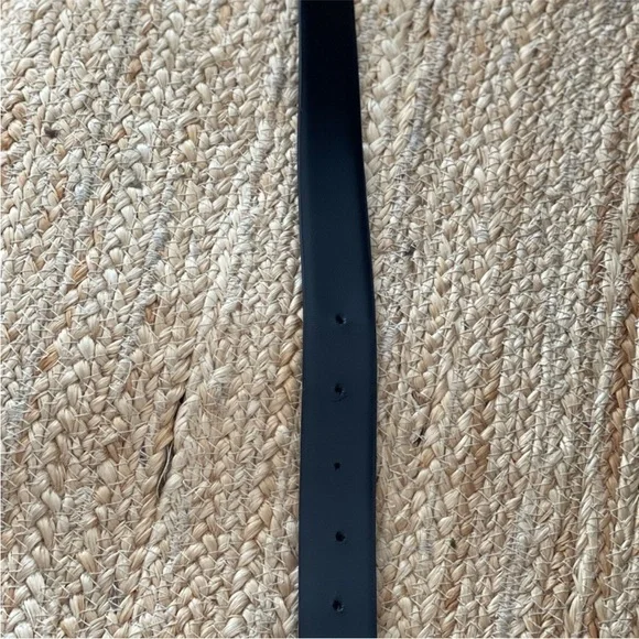 Chanel CC Logo Belt Black Leather Gold Medallion Buckle Size 90/36 Authentic - Picture 9 of 16